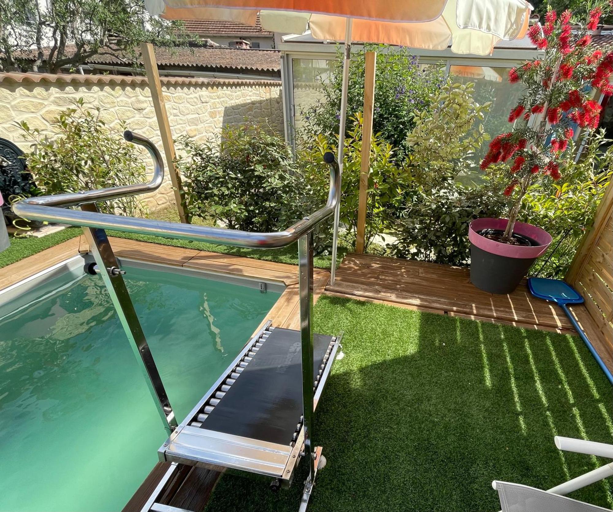 Houdarling Chalet Et Spa Hammam Jacuzzi Et Sauna Nîmes Eksteriør bilde